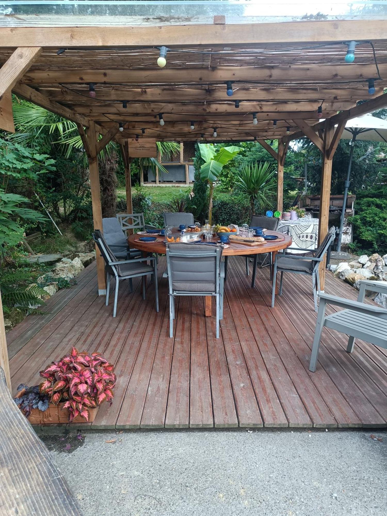 Viella Vacances Exterior photo